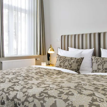 酒店 艾德贝斯特韦斯特优质酒店 4*