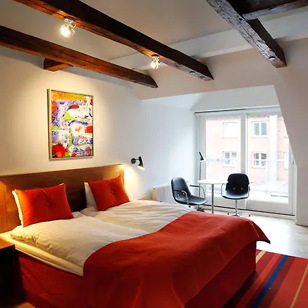 Western Eyde Hotel 4*