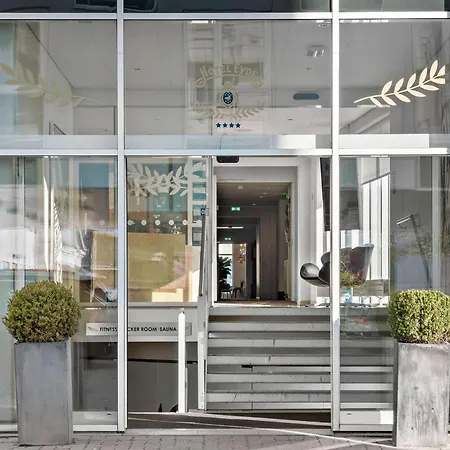Western Eyde Hotel 4*