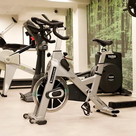 Western Eyde Hotell 4*