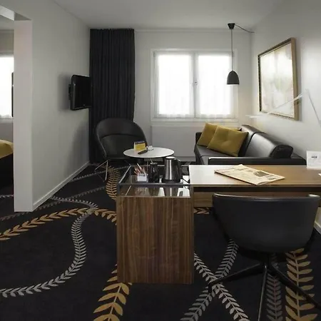 Western Eyde Hotel 4*