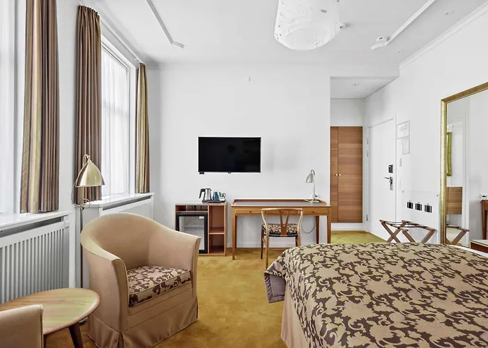 Western Eyde Hotell 4*